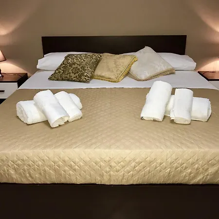 Sikelia Mare 아볼라